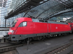 Baureihe 182 der |DBAG| mit Doppelstockwagen in @bl;