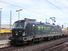 Baureihe 193 von TX Logistik mit Güterzug im |Bf| @kne;