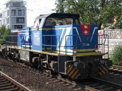 G 1206 (Baureihe 276) von |SBB| Cargo mit Güterzug bei der Durchfahrt im |Bf| @kks;