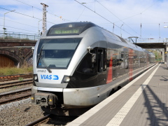 |FLIRT| (Baureihe 427) der VIAS im |Bf| @esie;