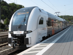 |Desiro HC| von National Express (|RRX|) im |Bf| @kre;