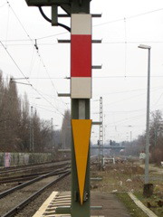 Mehrabschnittsignal-Mastschild an Ks-Signal